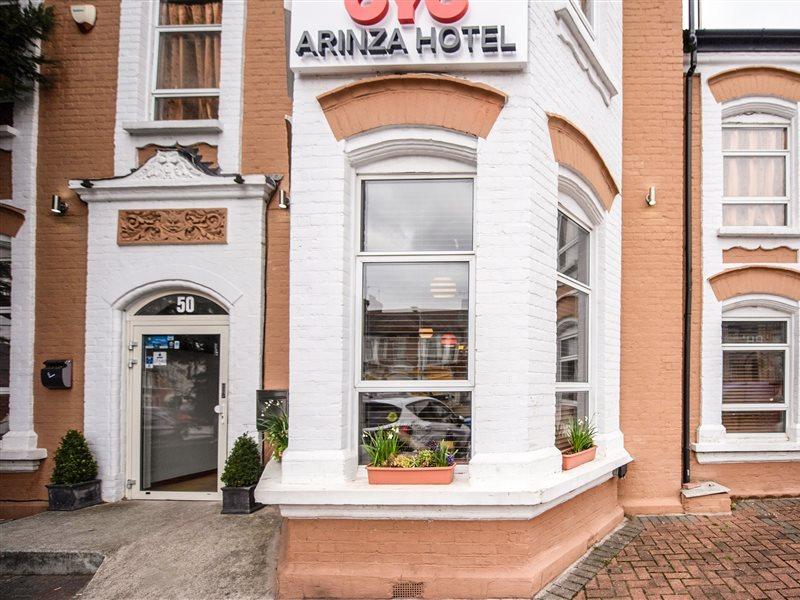 Oyo Arinza Hotel, London Ilford Exterior foto